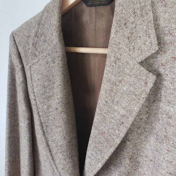 Vintage Tweed Collared Blazer Button Up - Picture 6 of 15